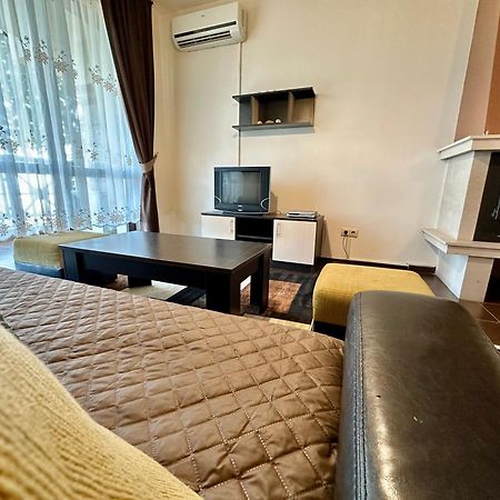 Menada Imperial Heights Villas 써니비치 외부 사진