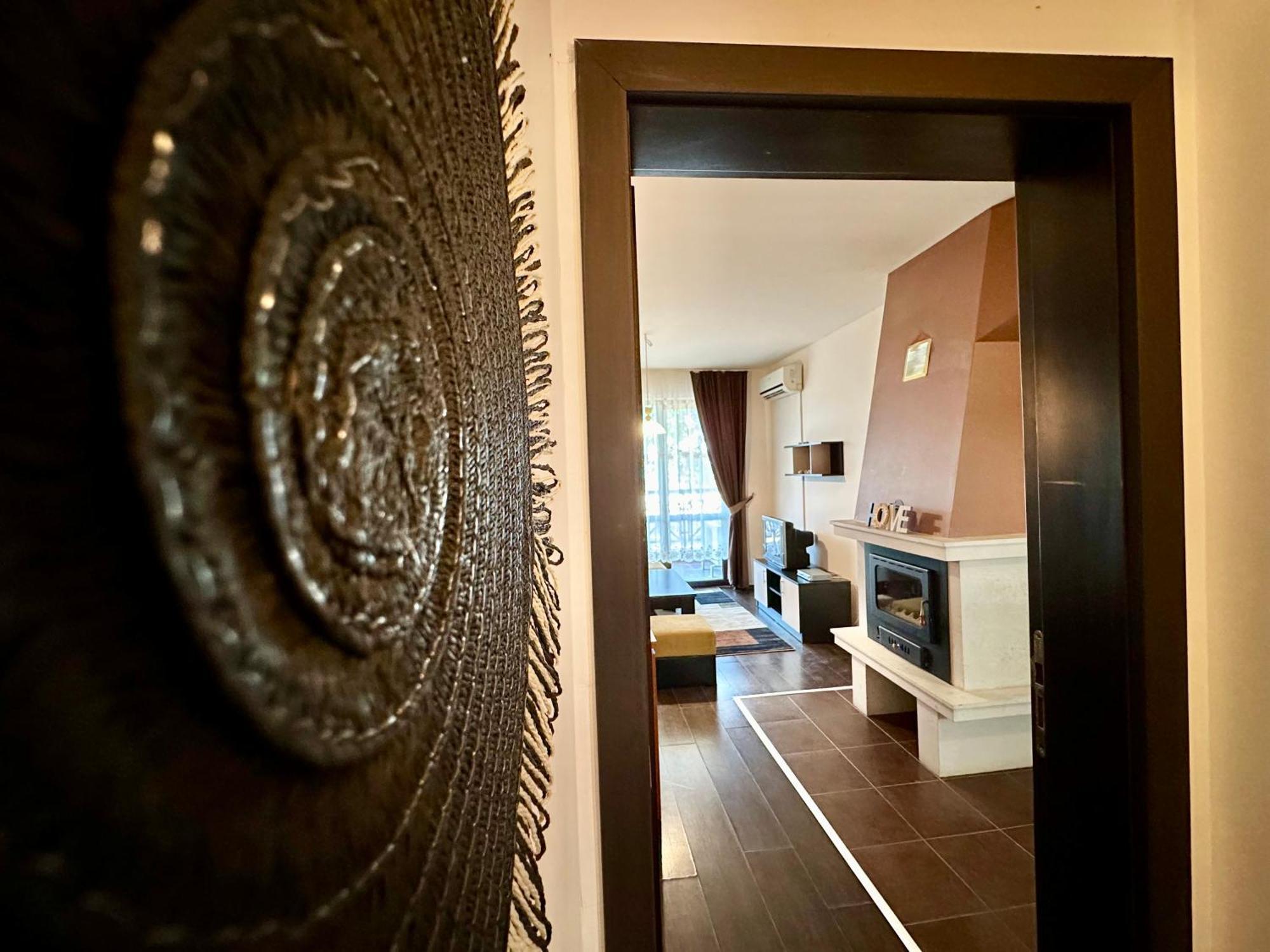 Menada Imperial Heights Villas 써니비치 외부 사진