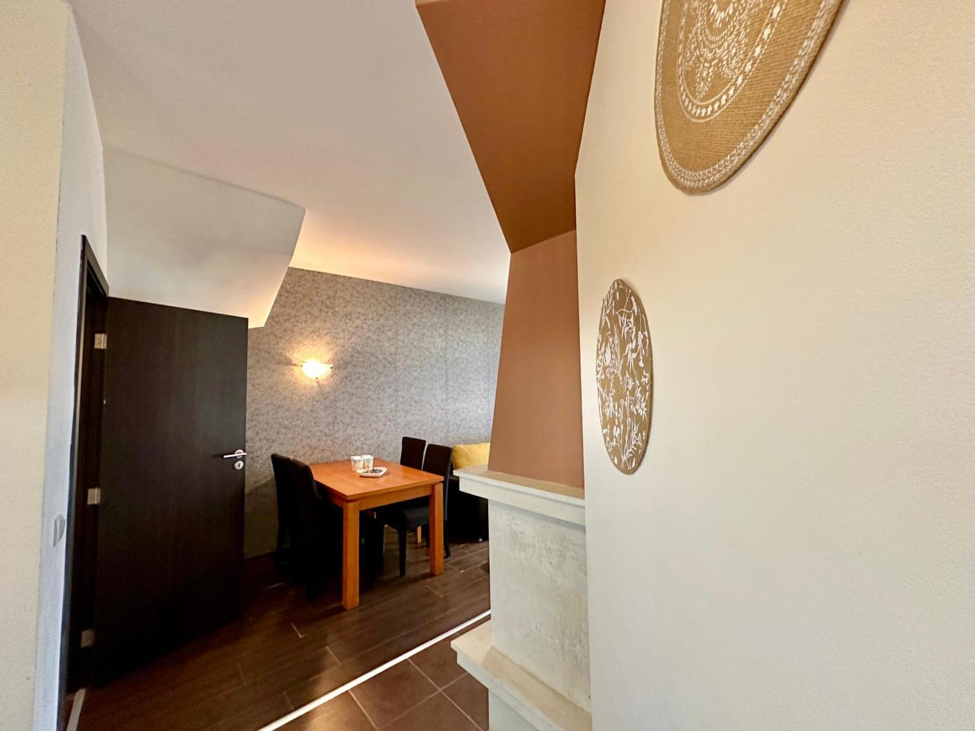 Menada Imperial Heights Villas 써니비치 외부 사진