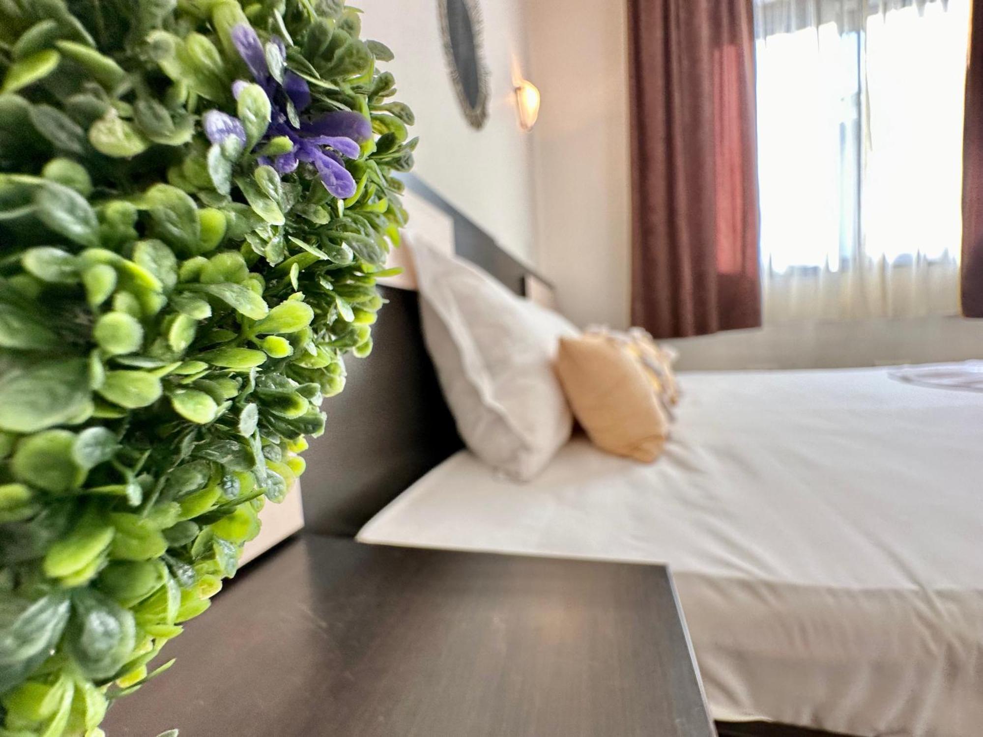Menada Imperial Heights Villas 써니비치 외부 사진